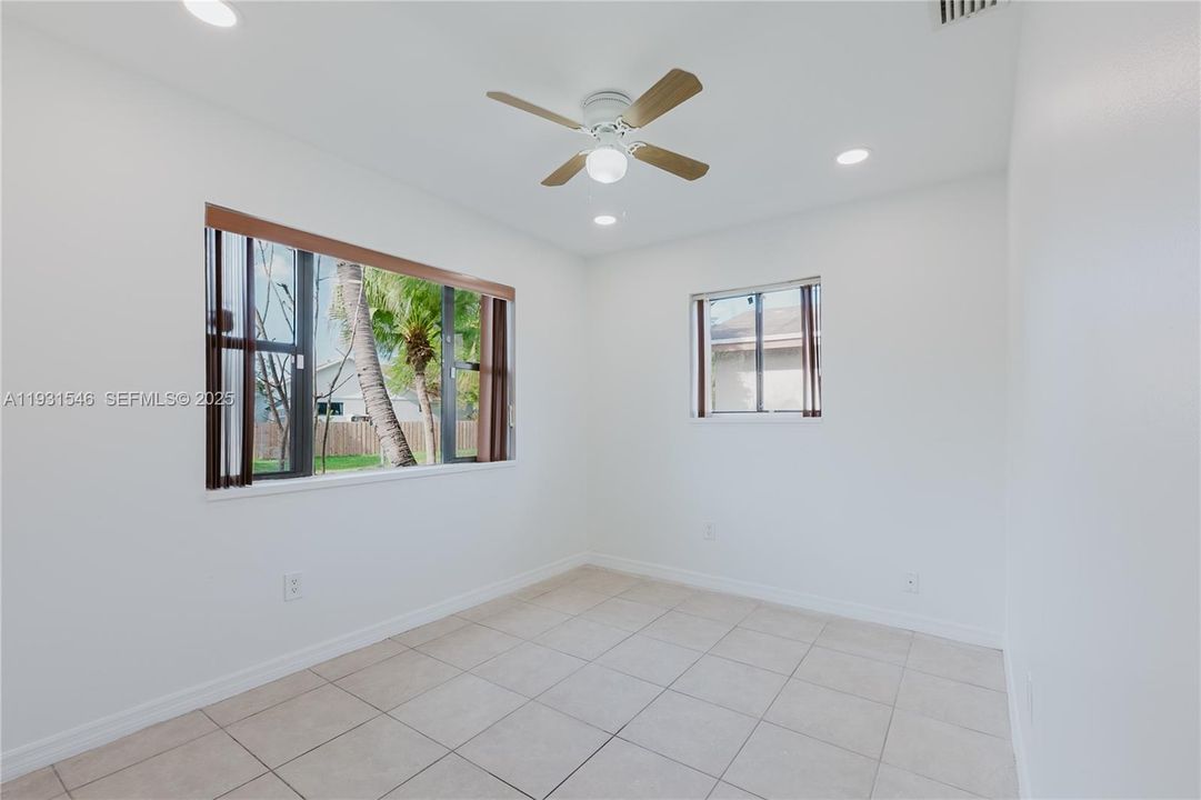 En Venta: $459,900 (3 camas, 2 baños, 1191 Pies cuadrados)