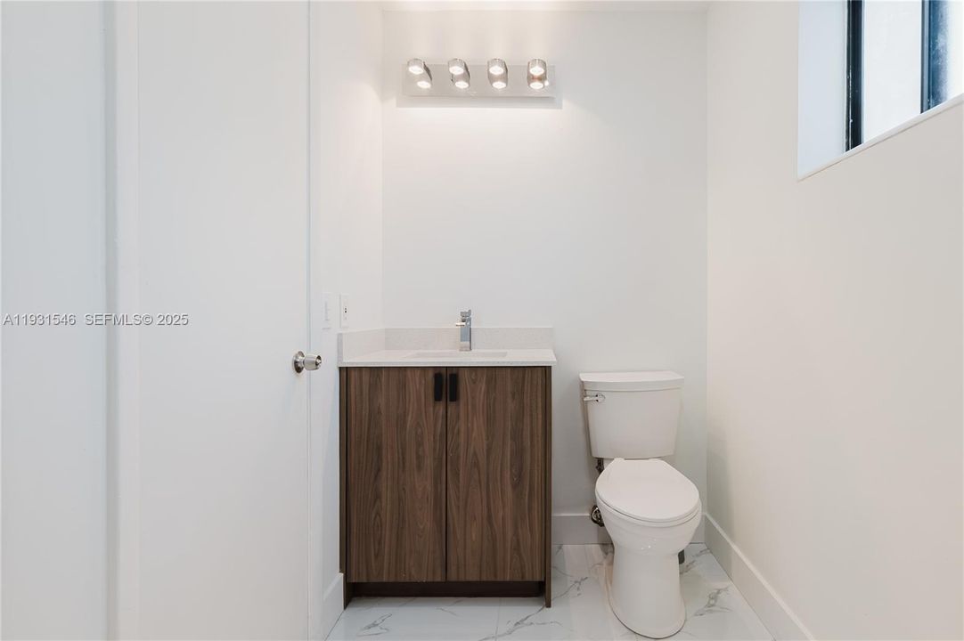 En Venta: $459,900 (3 camas, 2 baños, 1191 Pies cuadrados)