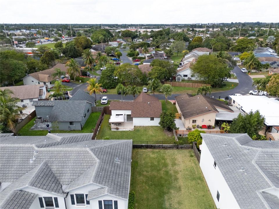 En Venta: $459,900 (3 camas, 2 baños, 1191 Pies cuadrados)