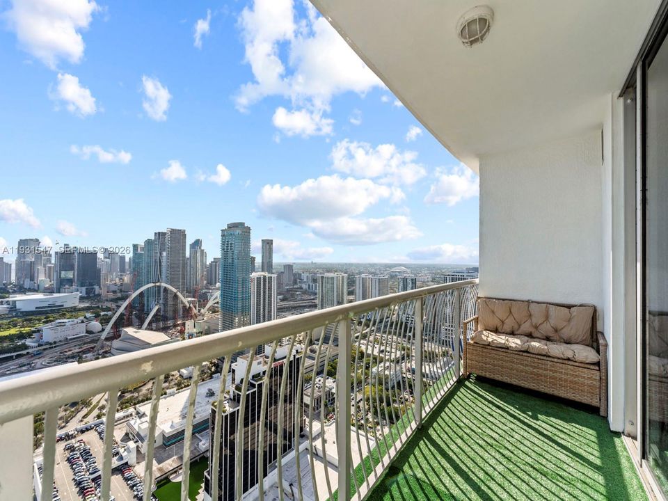 En Venta: $330,000 (0 camas, 1 baños, 503 Pies cuadrados)