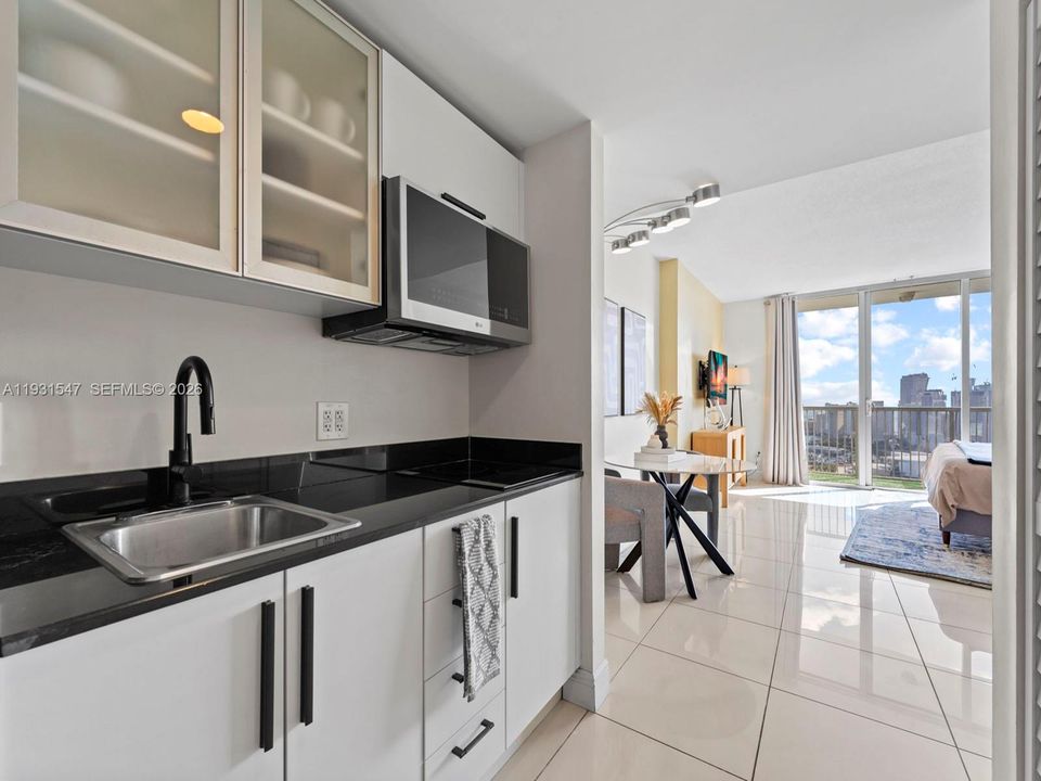 En Venta: $330,000 (0 camas, 1 baños, 503 Pies cuadrados)
