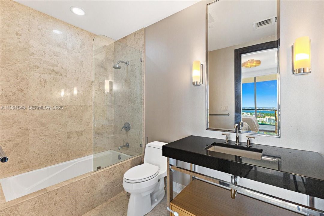 En Venta: $7,900,000 (4 camas, 4 baños, 3688 Pies cuadrados)