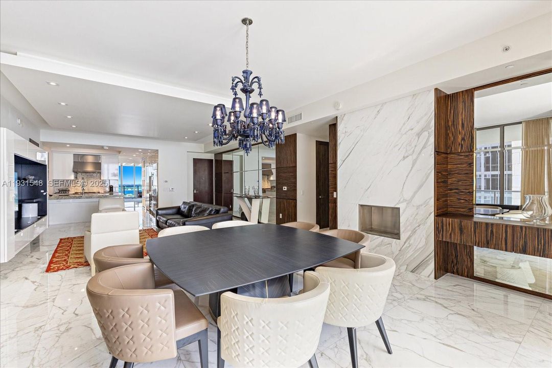 En Venta: $7,900,000 (4 camas, 4 baños, 3688 Pies cuadrados)