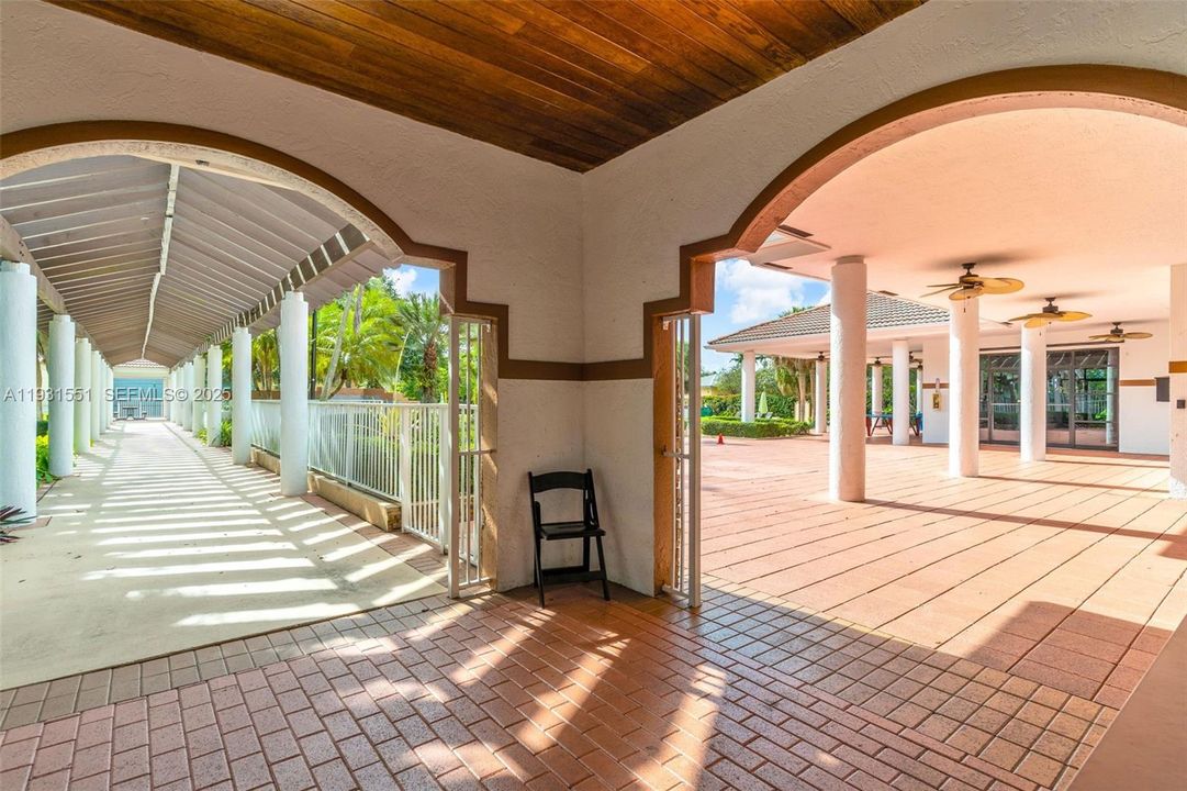 For Sale: $639,000 (3 beds, 2 baths, 1621 Square Feet)