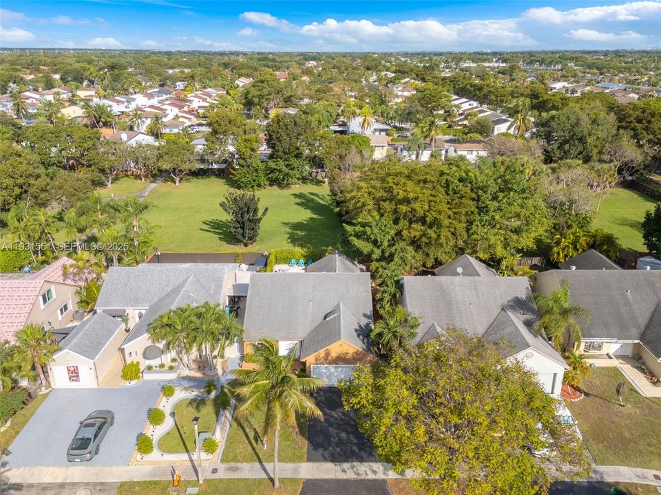 For Sale: $639,000 (3 beds, 2 baths, 1621 Square Feet)