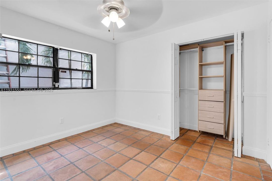 For Sale: $639,000 (3 beds, 2 baths, 1621 Square Feet)