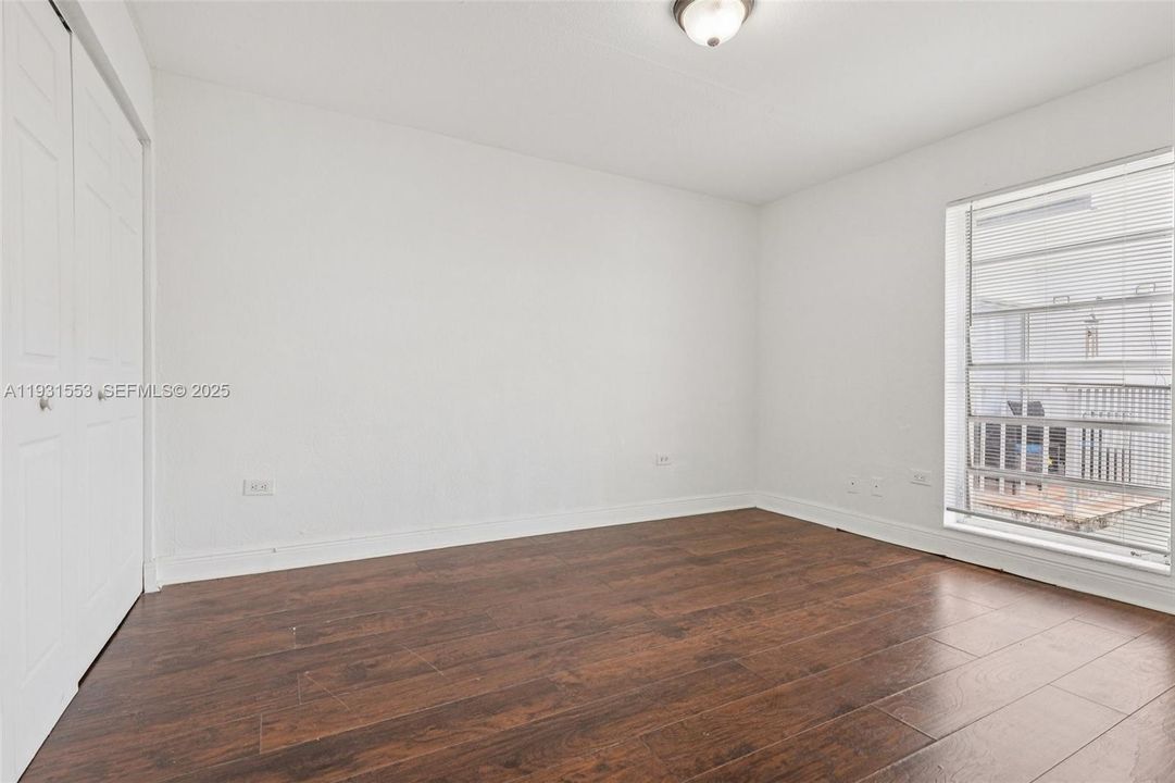 For Sale: $244,500 (2 beds, 2 baths, 763 Square Feet)