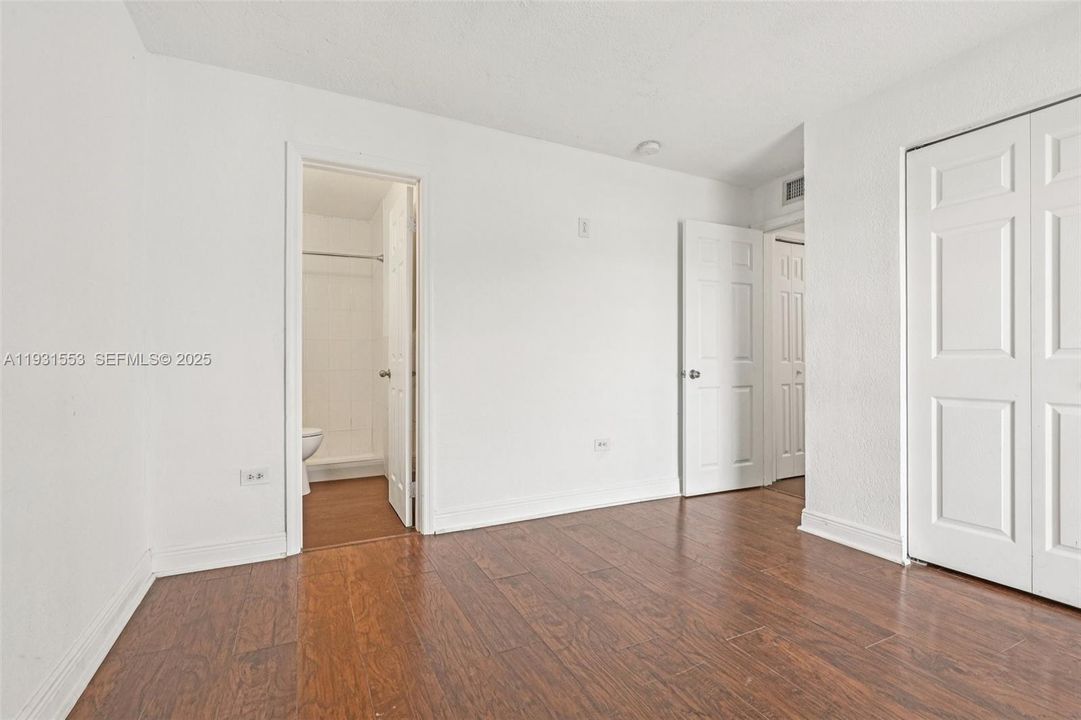 For Sale: $244,500 (2 beds, 2 baths, 763 Square Feet)