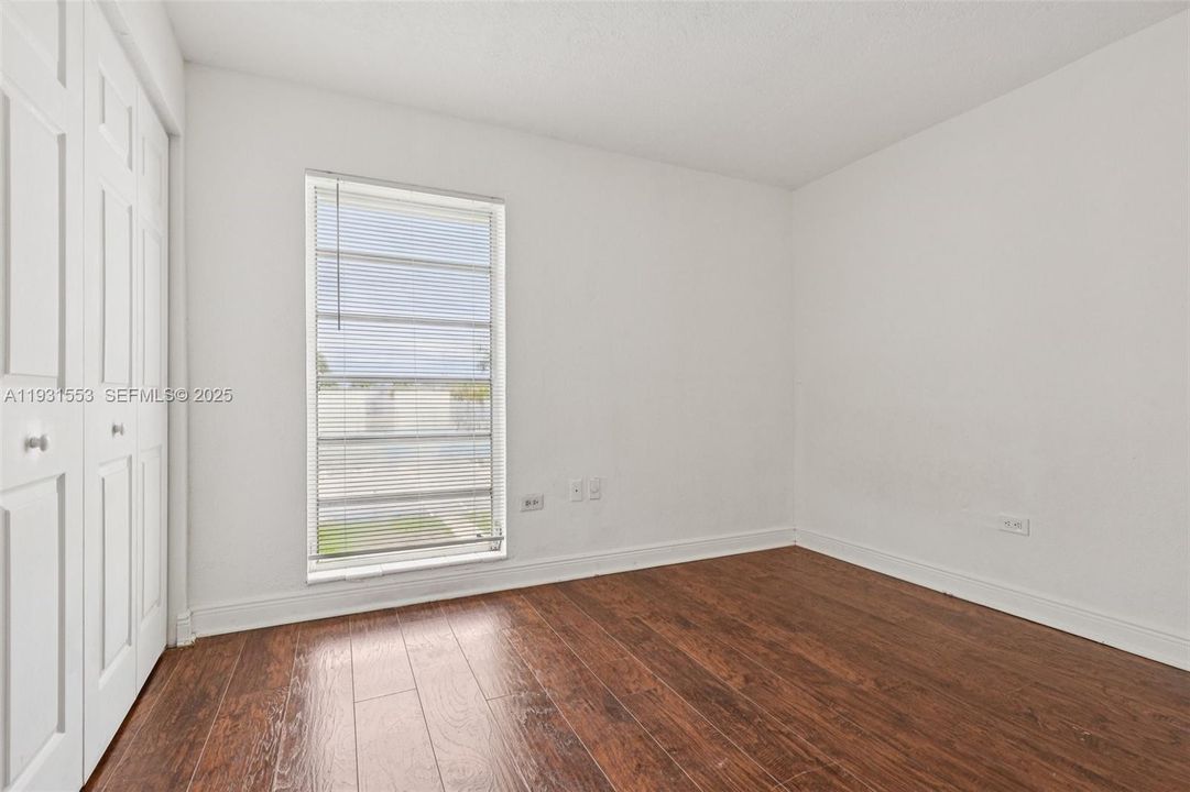 For Sale: $244,500 (2 beds, 2 baths, 763 Square Feet)