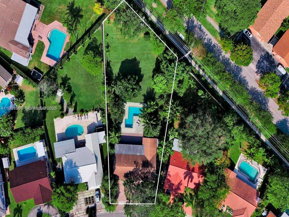 For Sale: $2,090,000 (4 beds, 3 baths, 0 Square Feet)