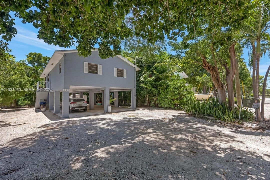 En Renta: $3,750 (3 camas, 2 baños, 1040 Pies cuadrados)