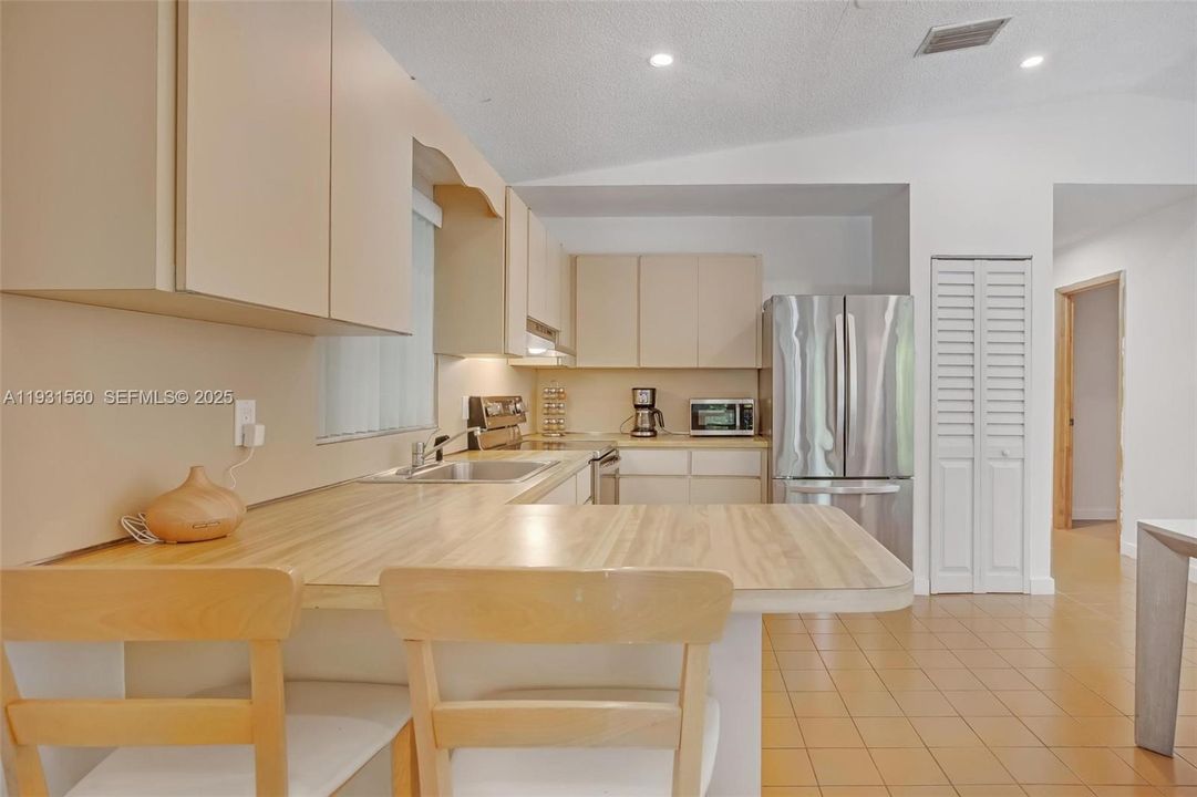 En Renta: $3,750 (3 camas, 2 baños, 1040 Pies cuadrados)