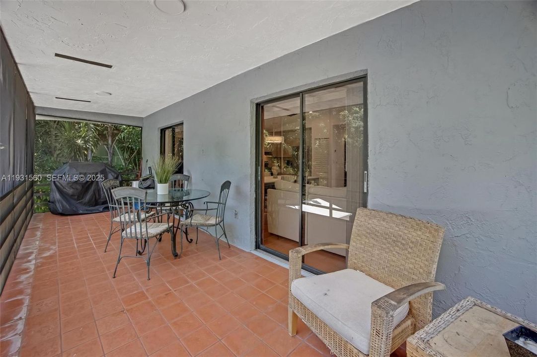 En Renta: $3,750 (3 camas, 2 baños, 1040 Pies cuadrados)