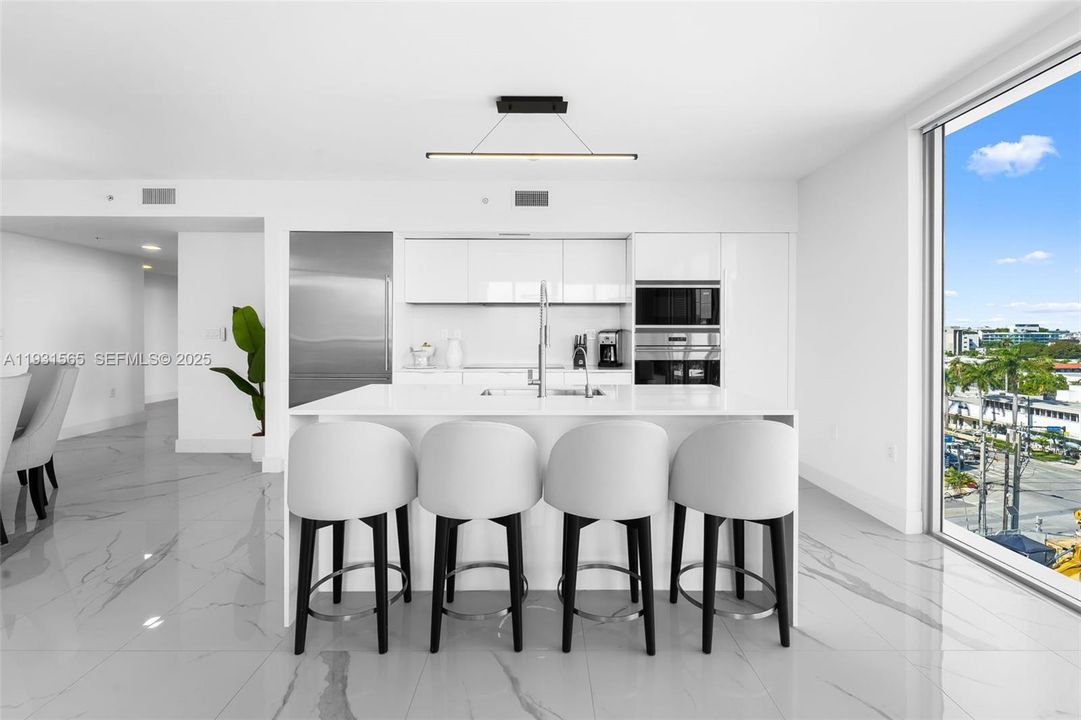 For Rent: $7,850 (2 beds, 2 baths, 1670 Square Feet)