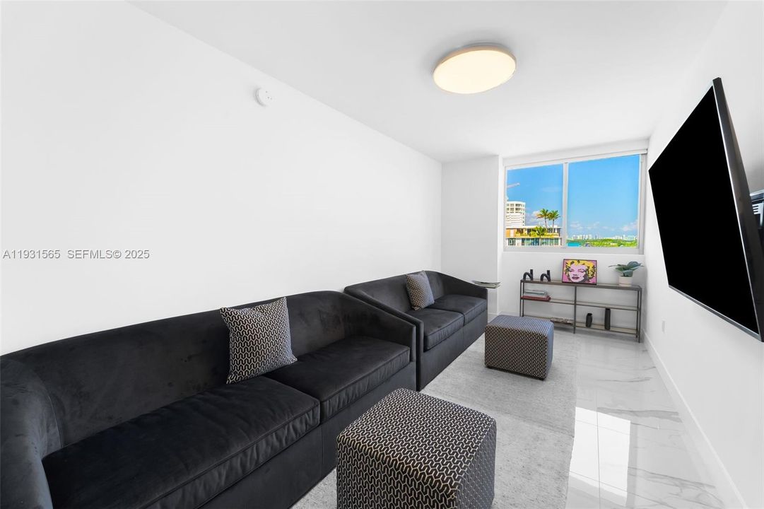 For Rent: $7,850 (2 beds, 2 baths, 1670 Square Feet)