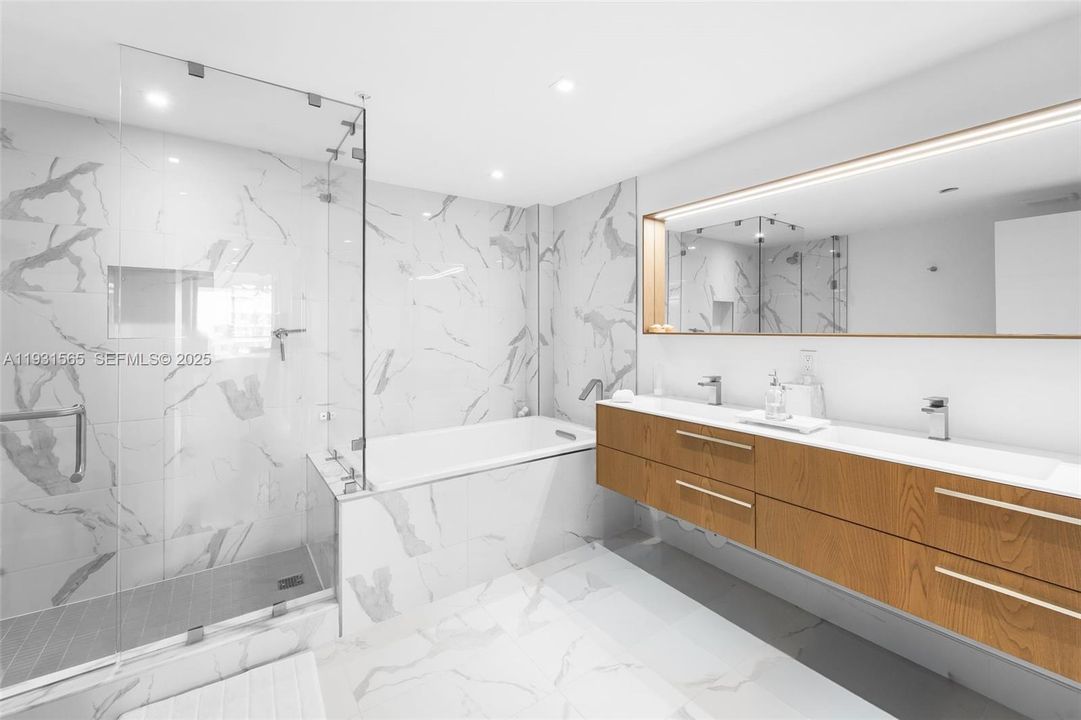 For Rent: $7,850 (2 beds, 2 baths, 1670 Square Feet)