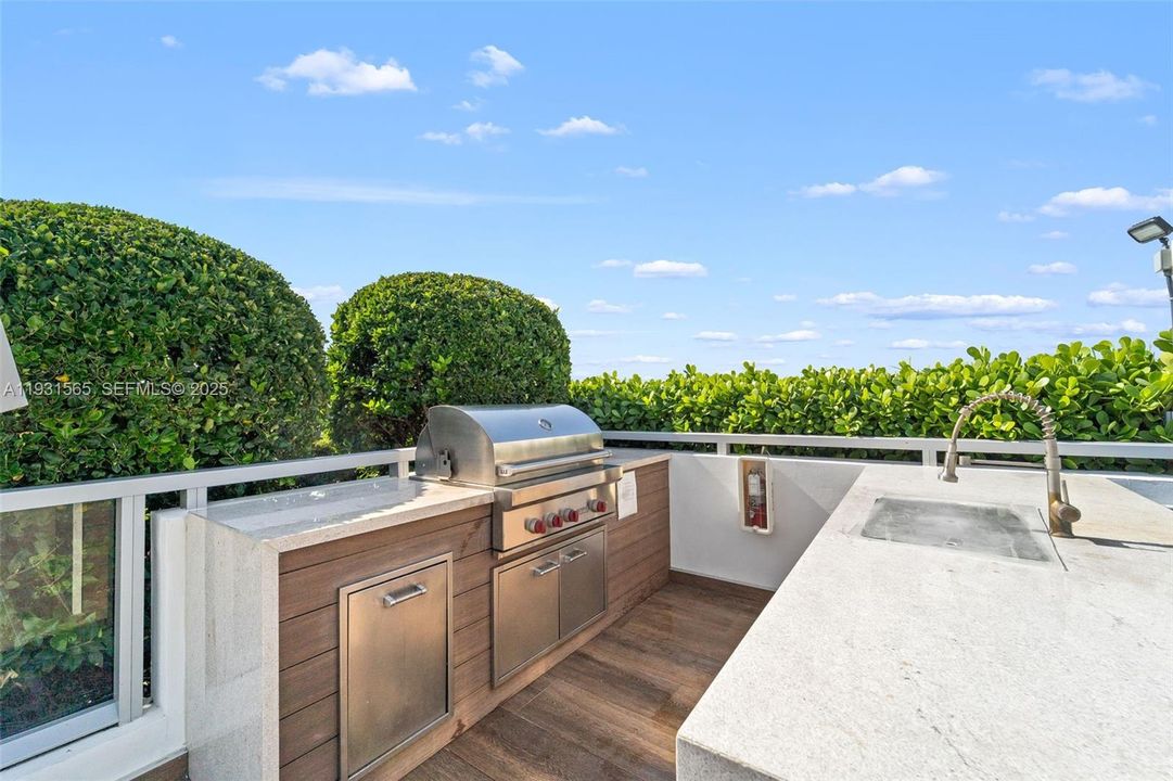 For Rent: $7,850 (2 beds, 2 baths, 1670 Square Feet)