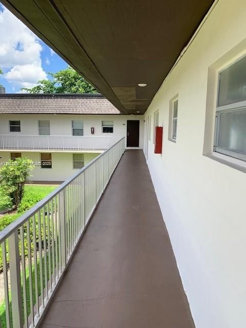 For Rent: $1,850 (1 beds, 1 baths, 709 Square Feet)