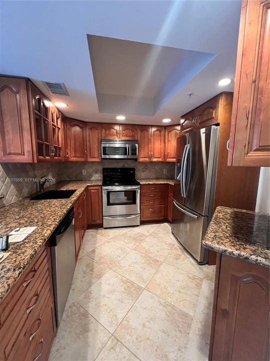 出租: $2,900 (2 贝兹, 2 浴室, 1054 平方英尺)