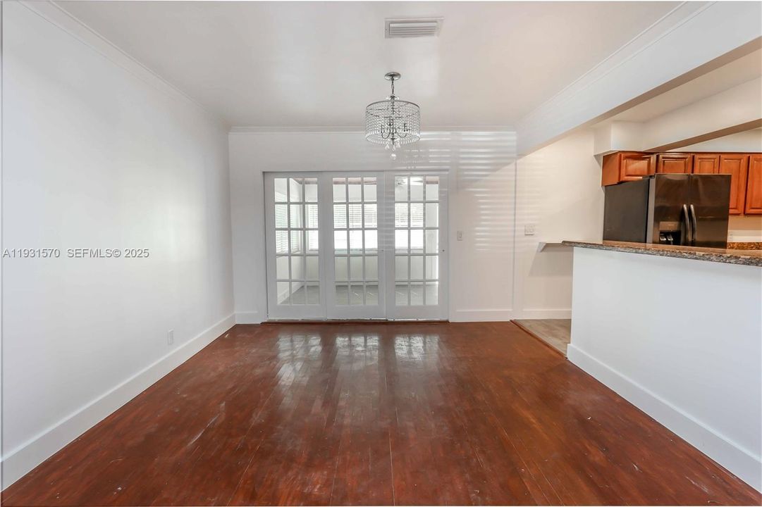 For Sale: $590,000 (3 beds, 2 baths, 1437 Square Feet)