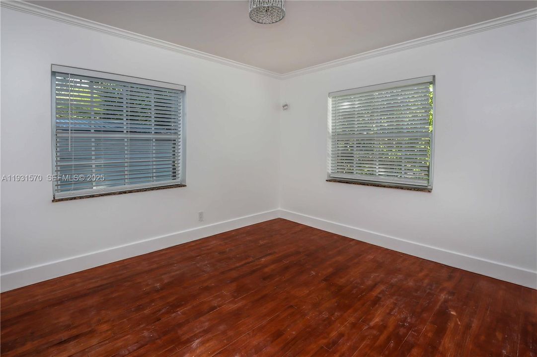 For Sale: $590,000 (3 beds, 2 baths, 1437 Square Feet)