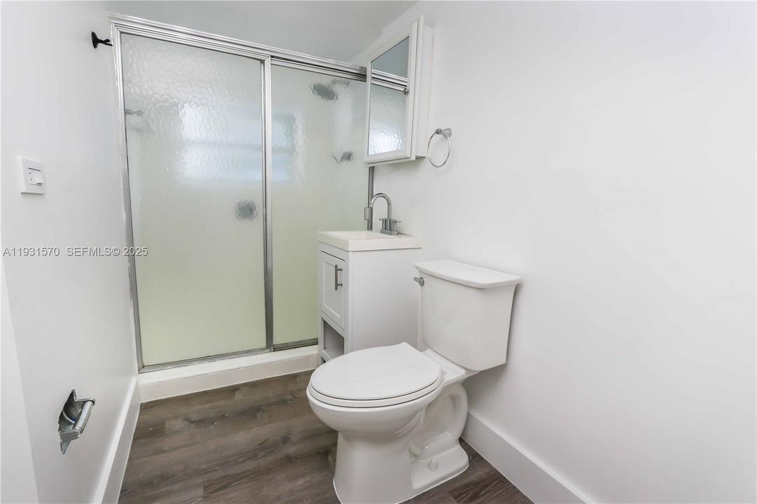 For Sale: $590,000 (3 beds, 2 baths, 1437 Square Feet)