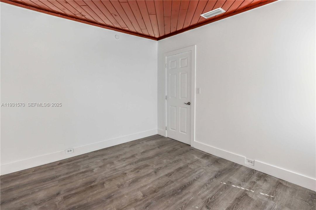 For Sale: $590,000 (3 beds, 2 baths, 1437 Square Feet)