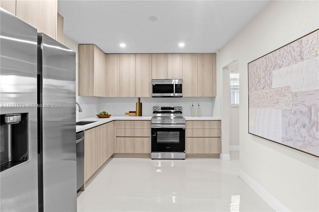 En Venta: $549,900 (3 camas, 2 baños, 1340 Pies cuadrados)