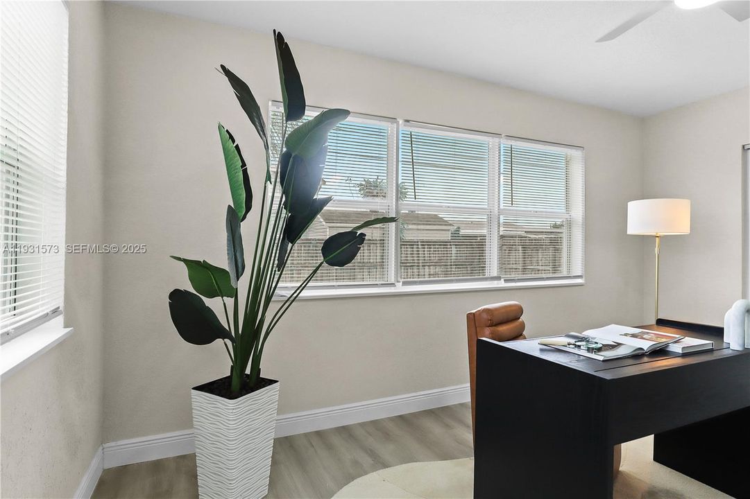 En Venta: $549,900 (3 camas, 2 baños, 1340 Pies cuadrados)