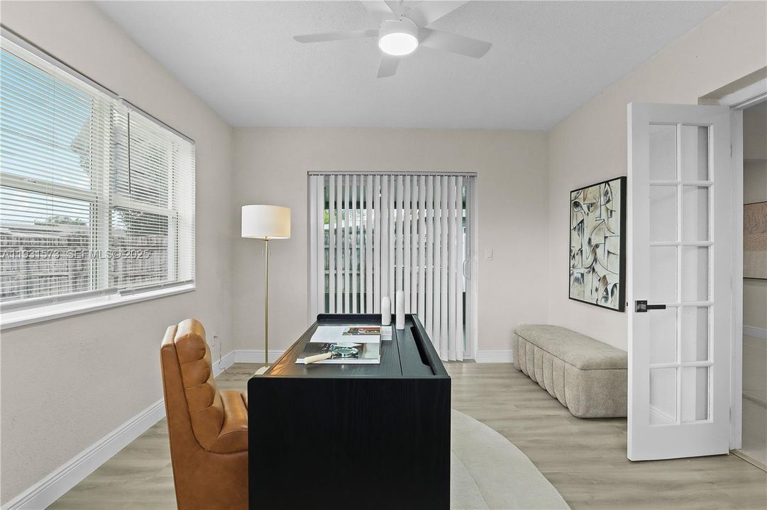 En Venta: $549,900 (3 camas, 2 baños, 1340 Pies cuadrados)