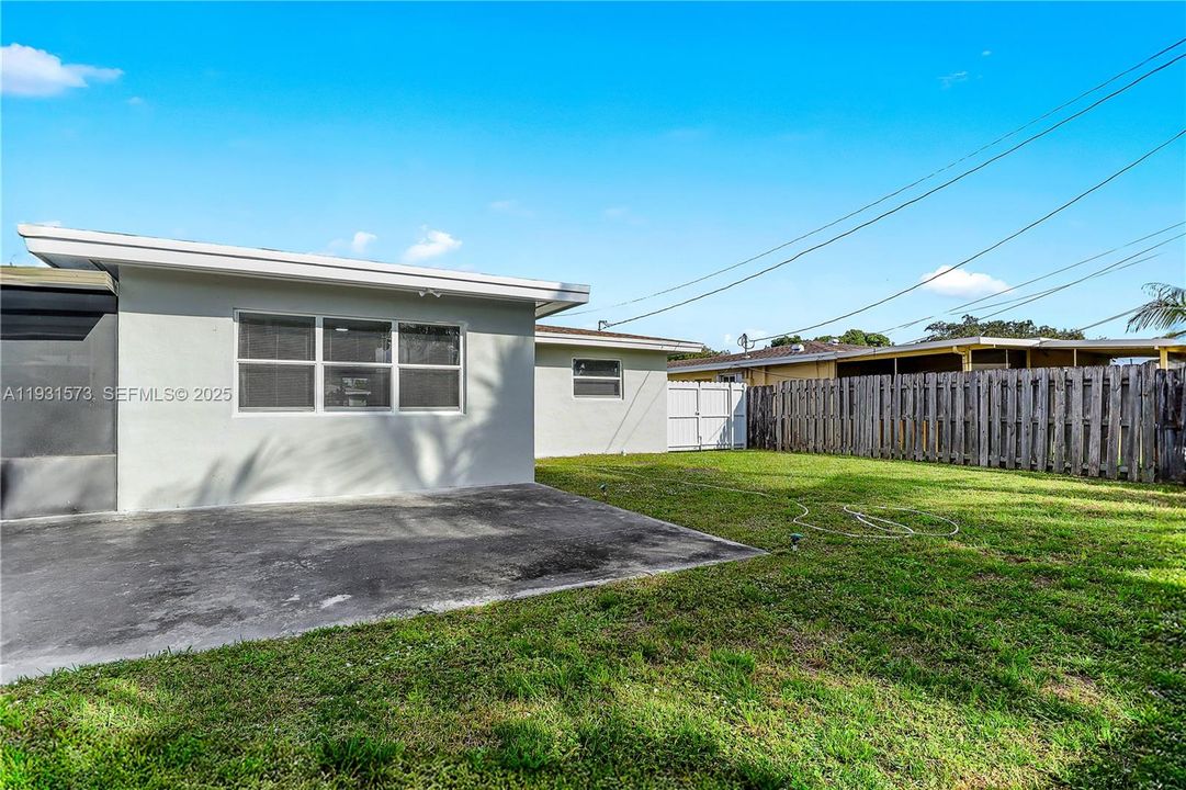 En Venta: $549,900 (3 camas, 2 baños, 1340 Pies cuadrados)