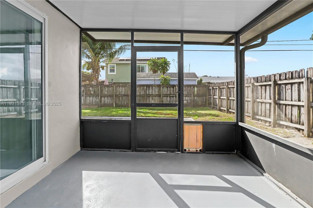 En Venta: $549,900 (3 camas, 2 baños, 1340 Pies cuadrados)