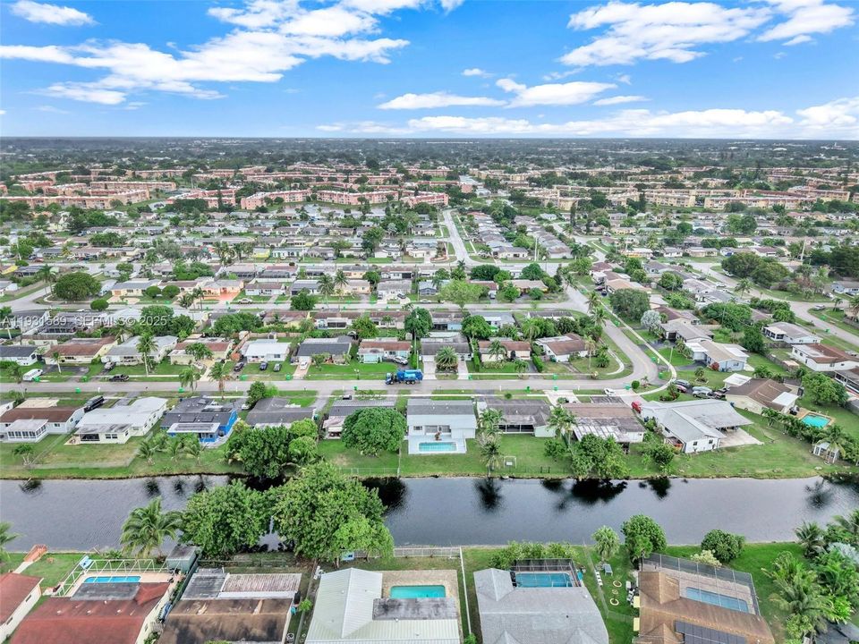 待售: $535,000 (3 贝兹, 2 浴室, 1285 平方英尺)