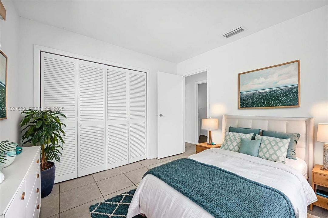 待售: $535,000 (3 贝兹, 2 浴室, 1285 平方英尺)