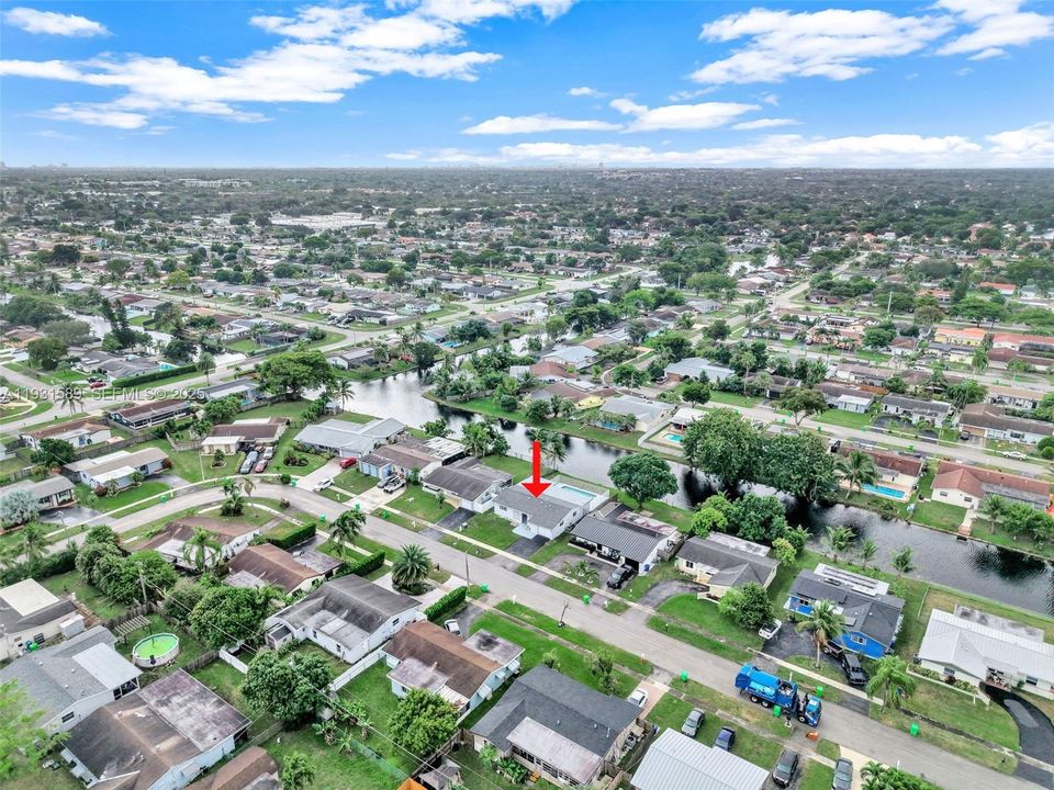 待售: $535,000 (3 贝兹, 2 浴室, 1285 平方英尺)