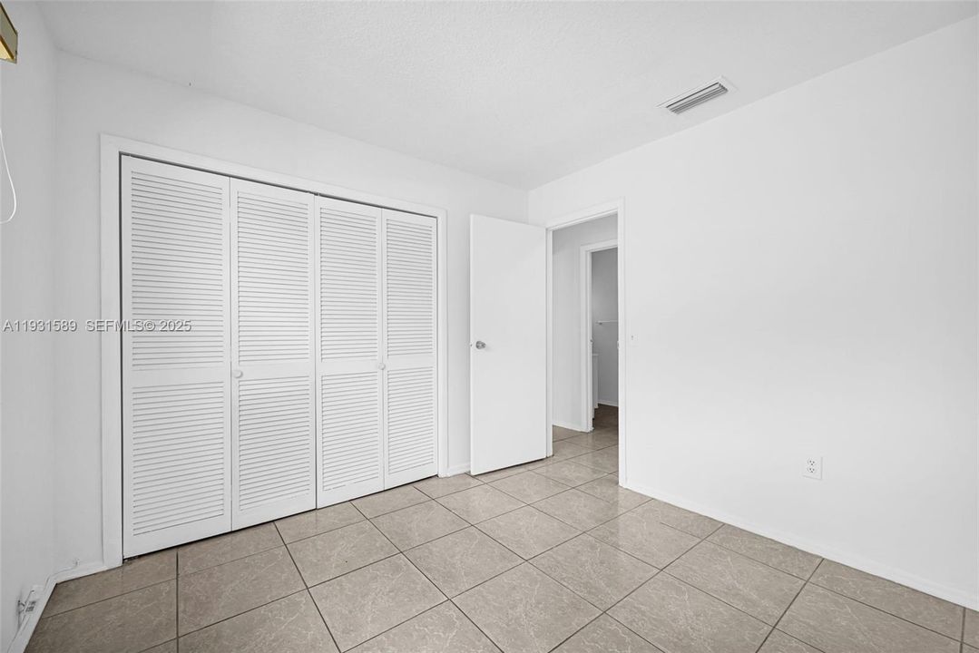 待售: $535,000 (3 贝兹, 2 浴室, 1285 平方英尺)