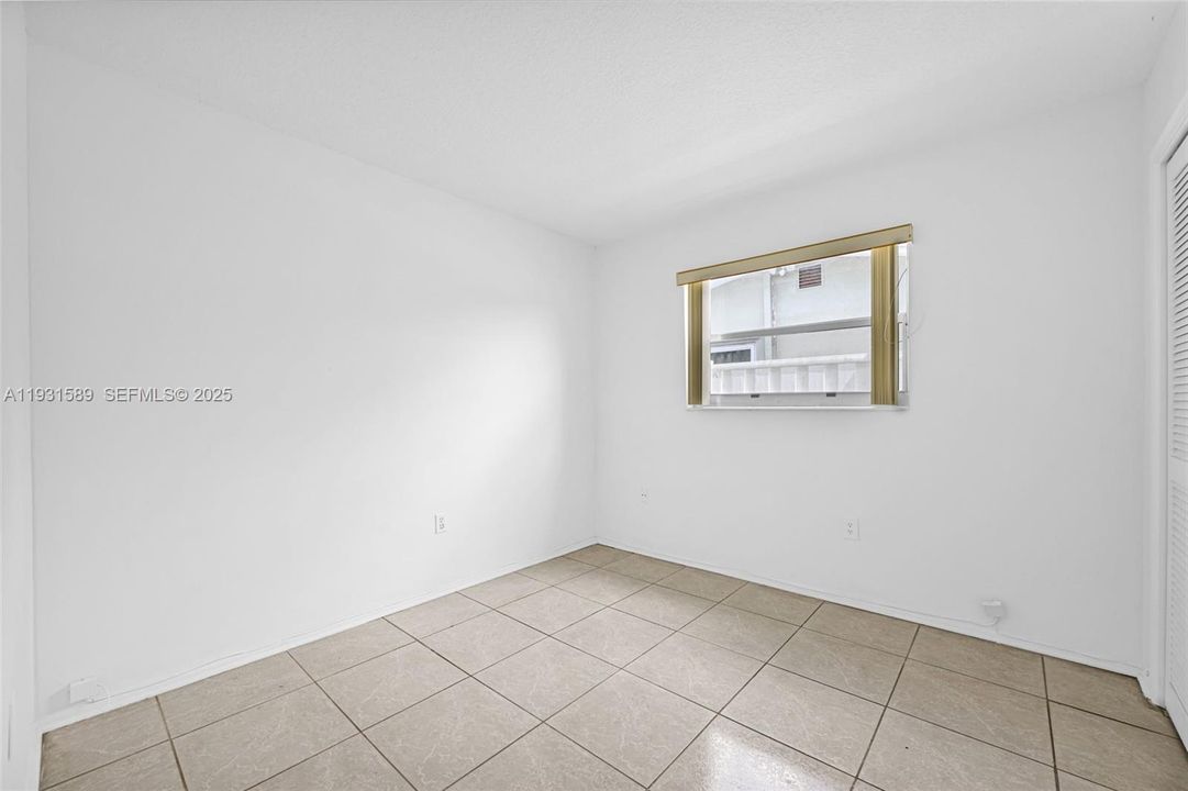 待售: $535,000 (3 贝兹, 2 浴室, 1285 平方英尺)