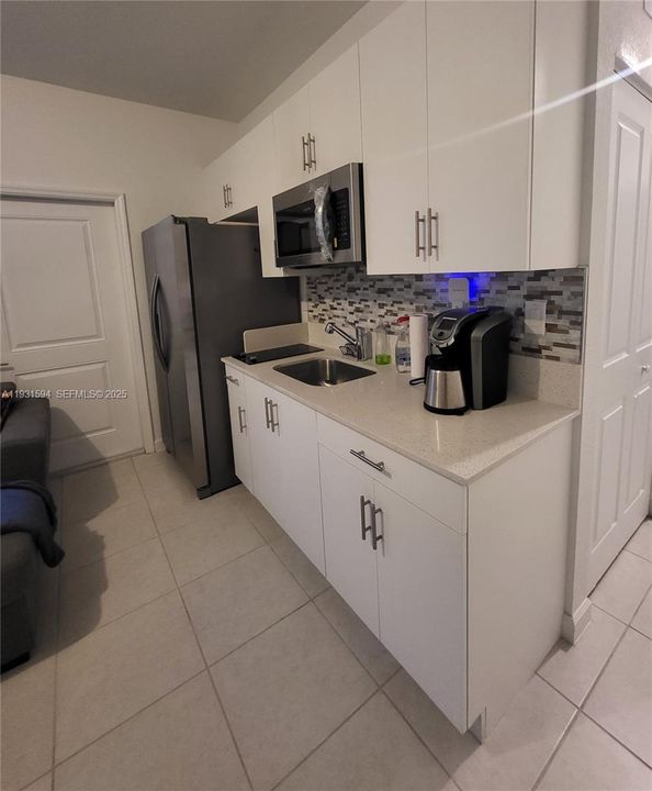 出租: $1,900 (1 贝兹, 1 浴室, 1100 平方英尺)