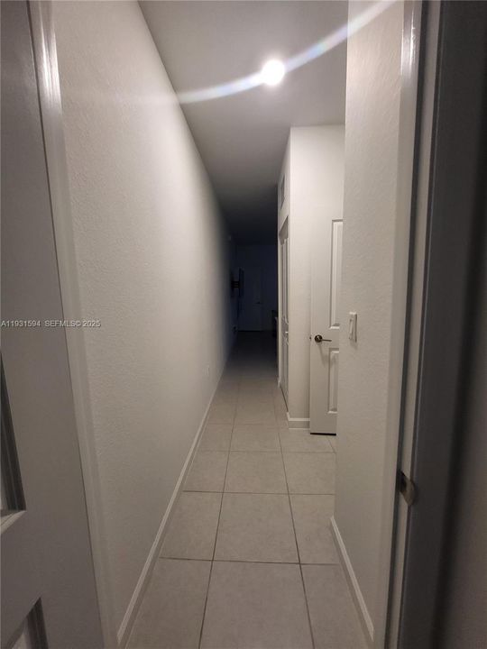 出租: $1,900 (1 贝兹, 1 浴室, 1100 平方英尺)