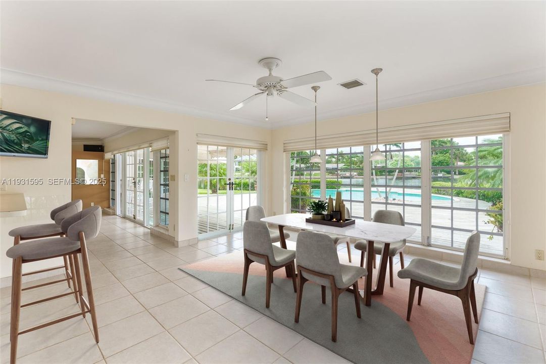 En Renta: $8,500 (4 camas, 3 baños, 3150 Pies cuadrados)