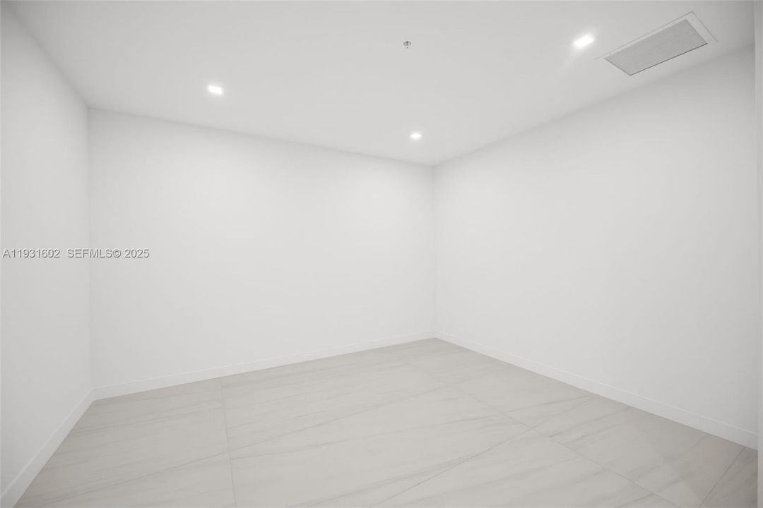 For Sale: $3,650,000 (3 beds, 3 baths, 2632 Square Feet)