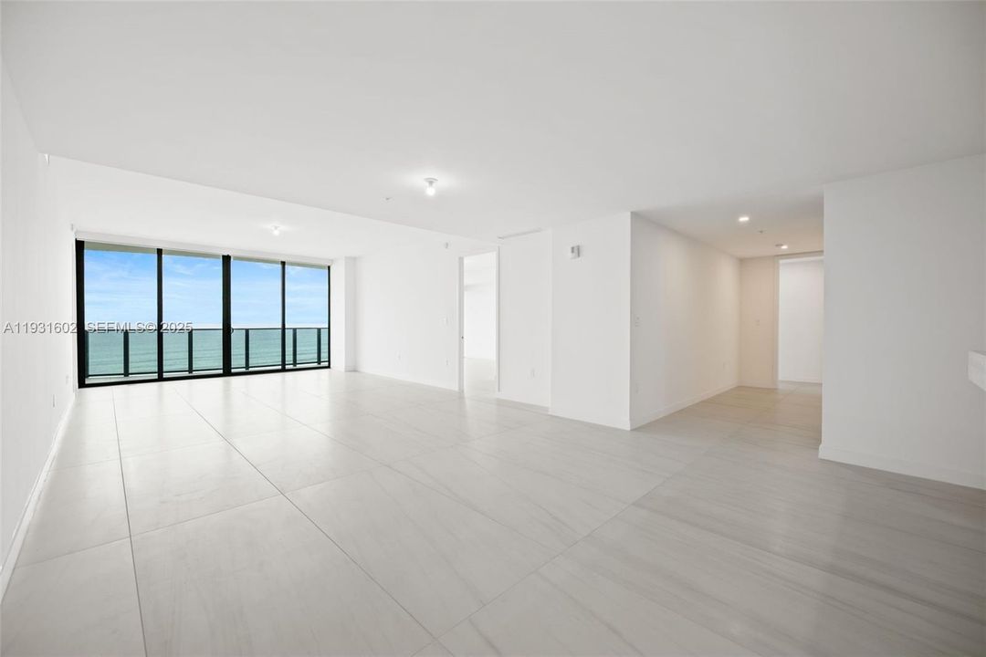 For Sale: $3,650,000 (3 beds, 3 baths, 2632 Square Feet)