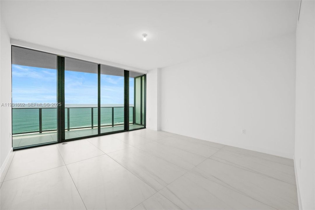 For Sale: $3,650,000 (3 beds, 3 baths, 2632 Square Feet)