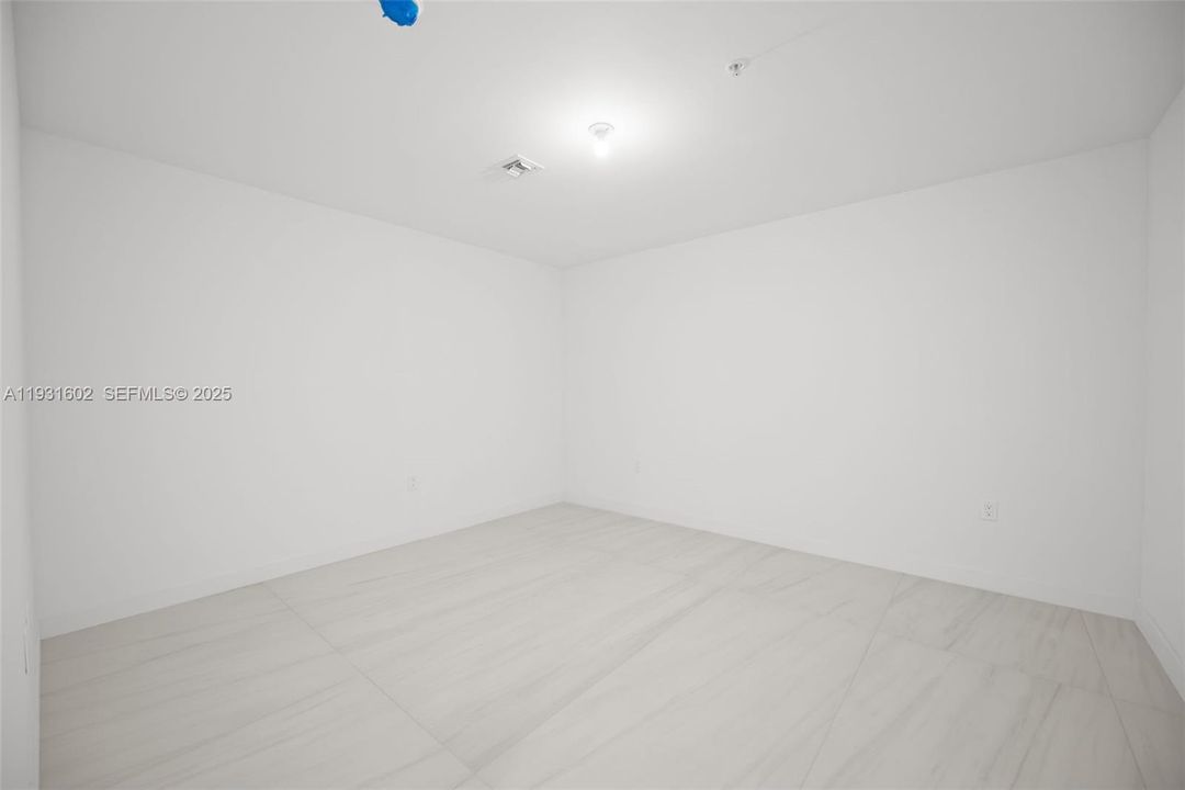 For Sale: $3,650,000 (3 beds, 3 baths, 2632 Square Feet)