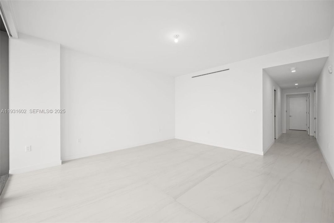 For Sale: $3,650,000 (3 beds, 3 baths, 2632 Square Feet)