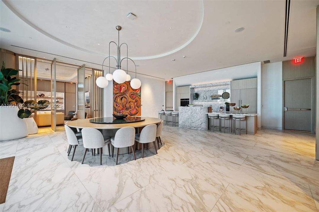 For Sale: $3,650,000 (3 beds, 3 baths, 2632 Square Feet)