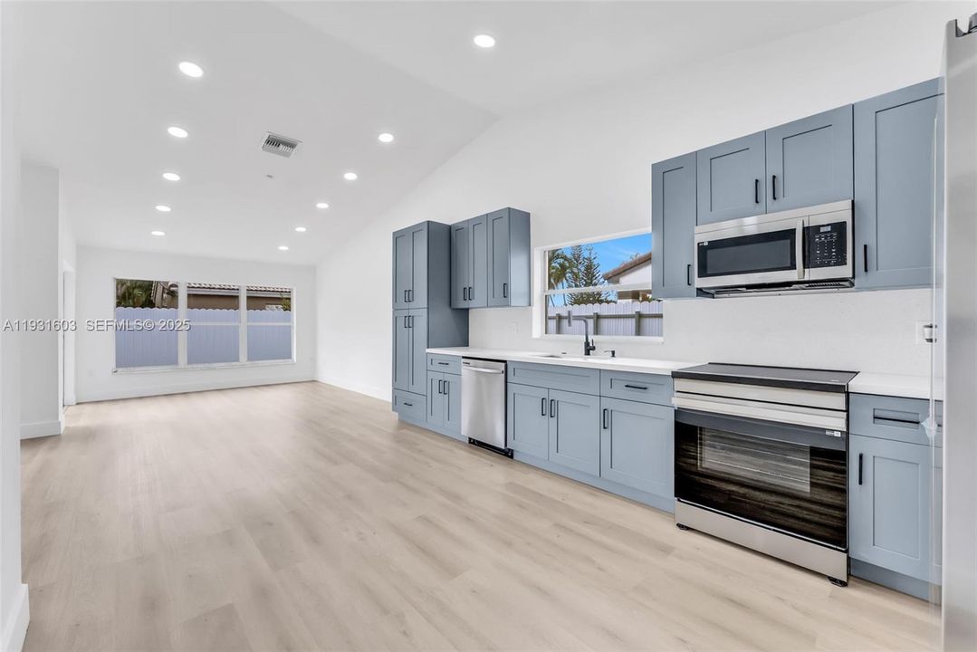 For Sale: $779,000 (4 beds, 2 baths, 2041 Square Feet)