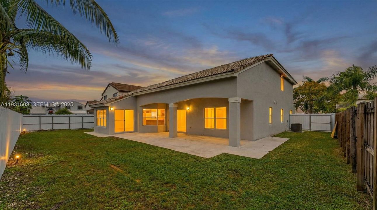 For Sale: $779,000 (4 beds, 2 baths, 2041 Square Feet)