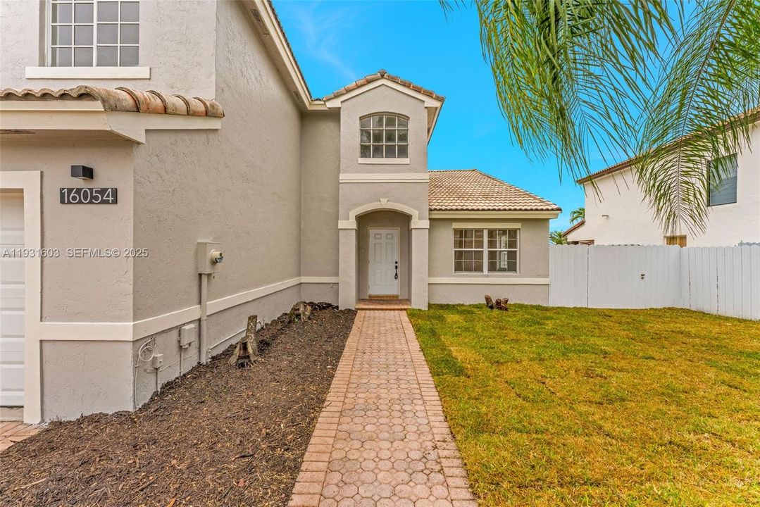 For Sale: $779,000 (4 beds, 2 baths, 2041 Square Feet)