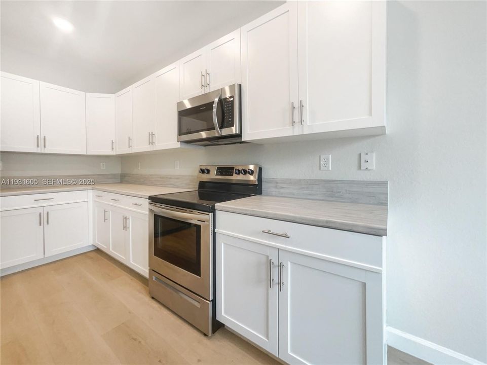 For Sale: $770,000 (4 beds, 3 baths, 2620 Square Feet)